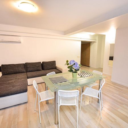 Shabbat Apartments Bucarest Exterior foto